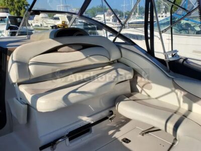 Four Winns Yacht Charter With Captain (2 hour minimum)