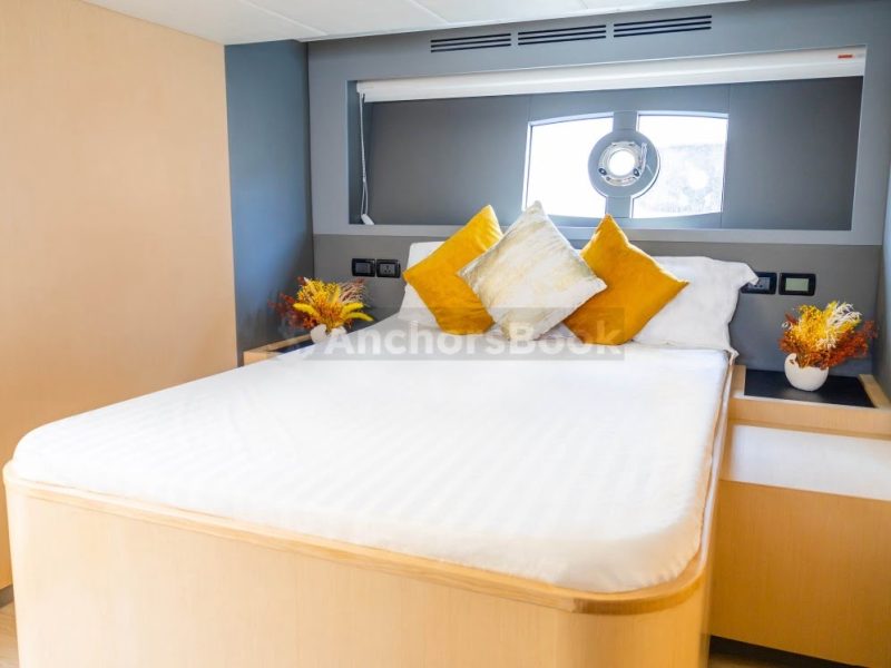 Dubai Private Yacht Charter – 2024 Build Year 52ft Luxury Yacht – 17 PAX