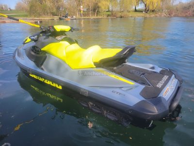 GTI SE JetSki Rental (7 Machines Available) - Anywhere In Greater Toronto Area