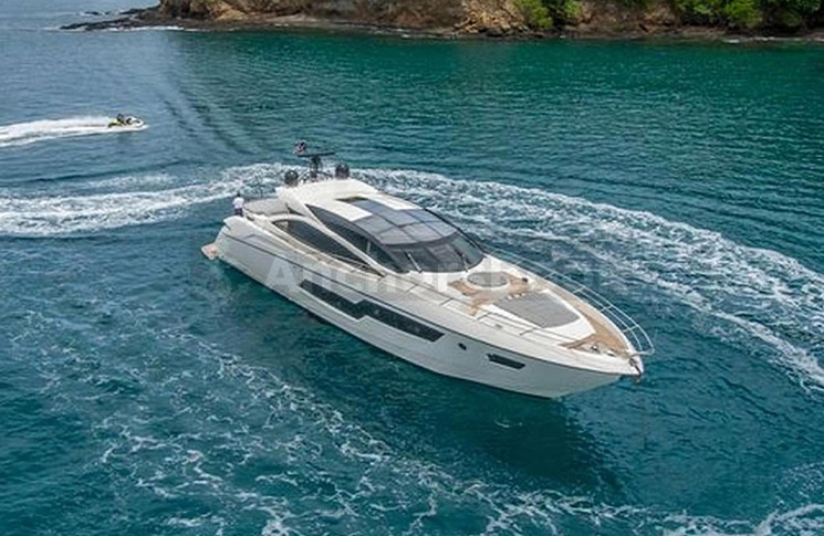 Sunseeker Predator 82ft