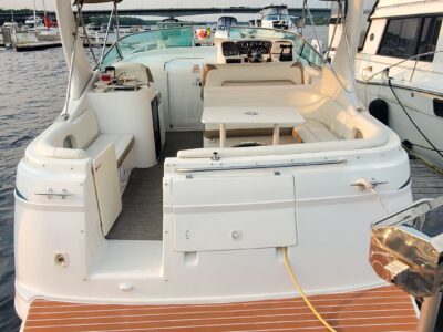 Boat for Charter on Ottawa River (10 Guests - 3 Hour minimum)