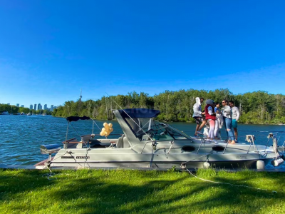 Ready to Party on 34ft MTX Stylish Motor Yachts (Up to 10 people)