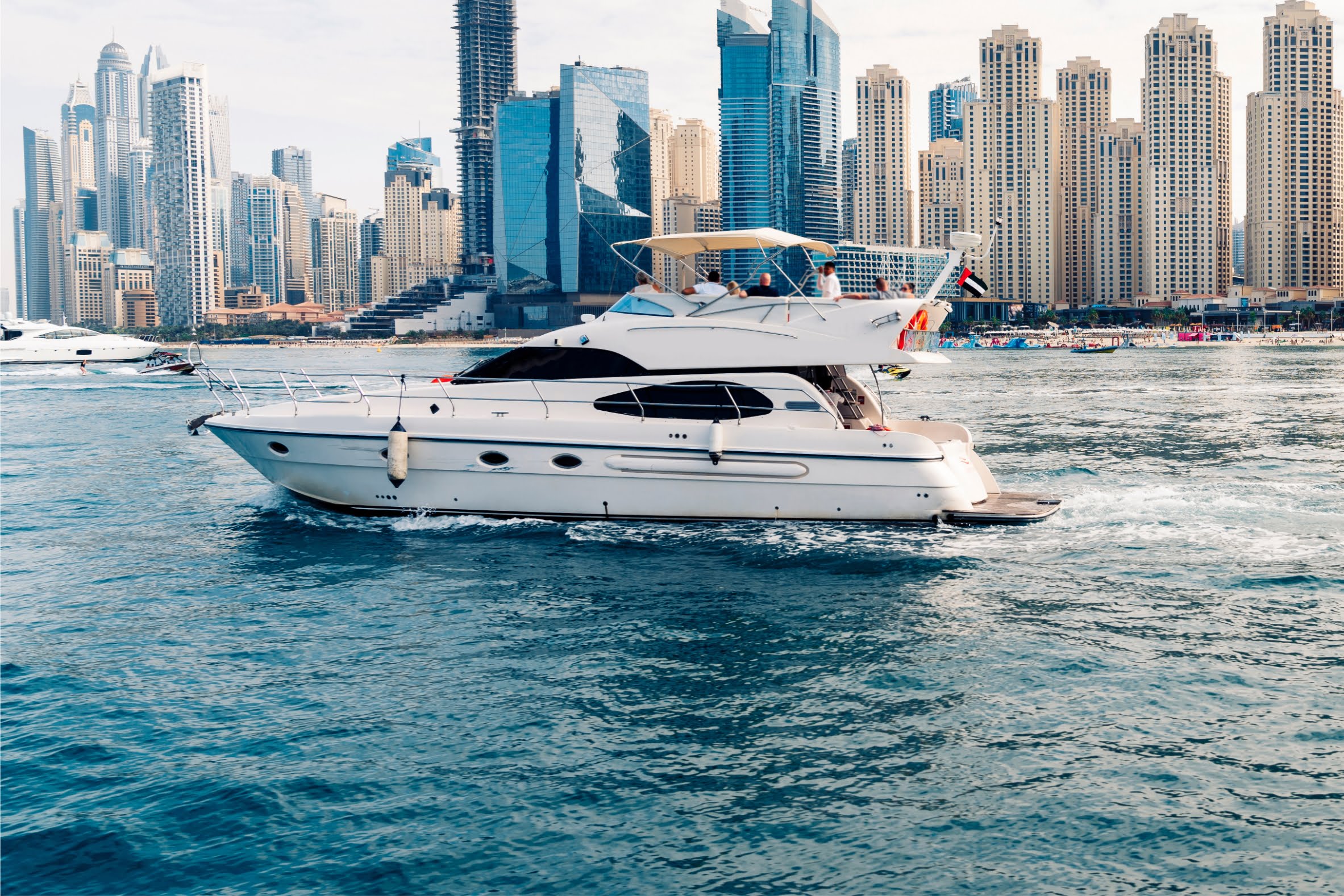 yacht in dubai