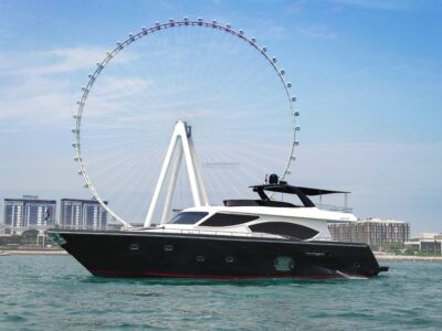 3-6 Hour Birthday Party 95ft Yacht With Jacuzzi, Cake, Decorations & Drinks Included – Dinner Optional – (Up to 50PAX)