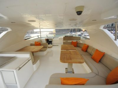 Majesty 101ft Yacht Rental With Jacuzzi (Dubai – 60 Guests Max)