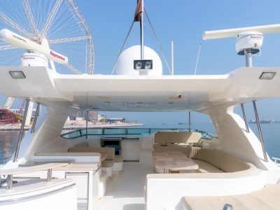 Majesty 101ft Yacht Rental With Jacuzzi (Dubai – 60 Guests Max)