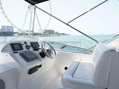 Majesty 59ft Yacht Rental (Dubai – 25 Guests Max)
