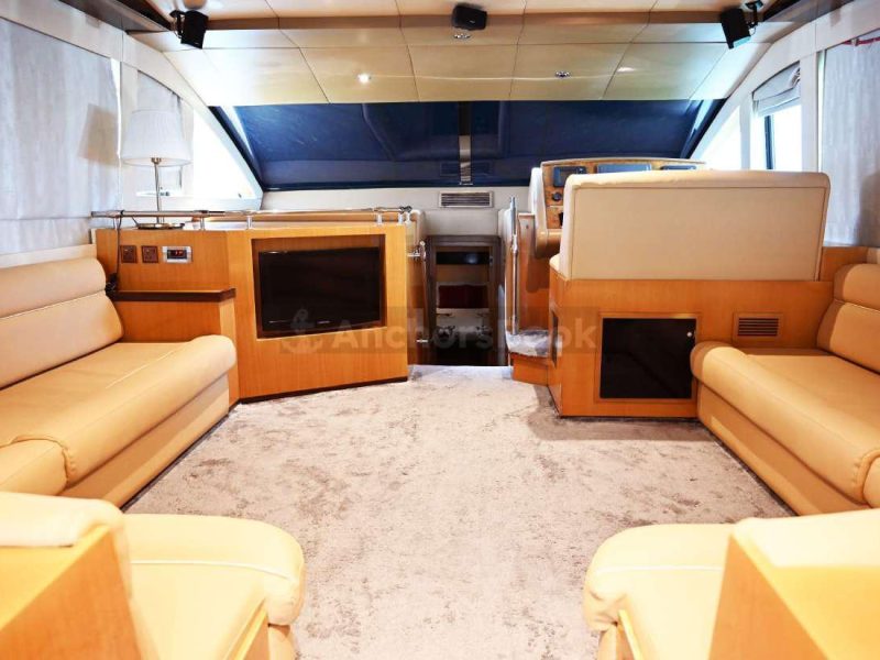 Majesty 59ft Yacht Rental (Dubai – 25 Guests Max)