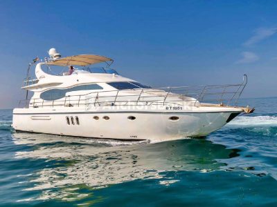 Mayas 75ft Yacht Rental (Dubai – 30 Guests Max)