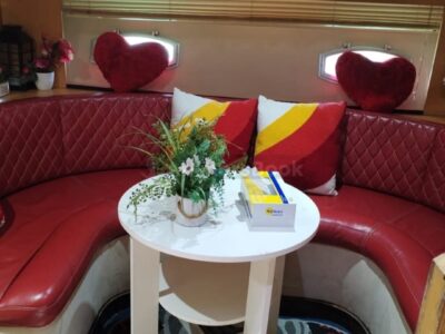 Romantic Yacht Charter IN ABU DHABI – Max 10 Guests