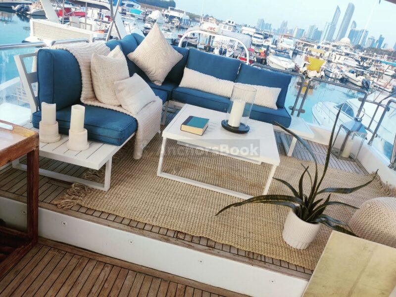 VIP Yacht IN ABU DHABI – Max 10 Guests