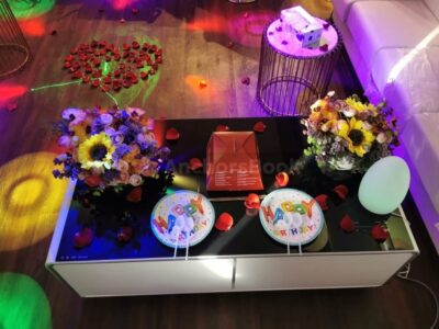 Party Yacht IN ABU DHABI – Max 20 Guests