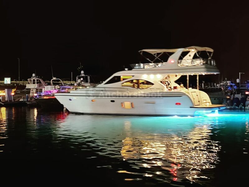 VIP Yacht IN ABU DHABI – Max 10 Guests