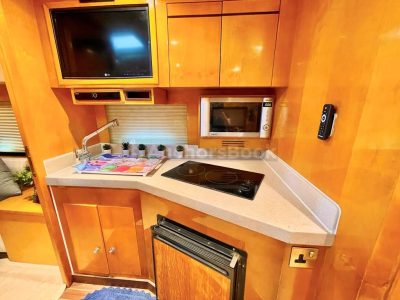 Private Yacht Rental - 2022 Year 36FT Oryx - In Dubai (10 Guests/PAX)