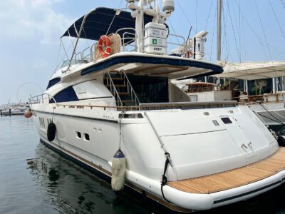 Private Yacht Rental – Fairline 80ft (Dubai – 30 VIP guests Max)
