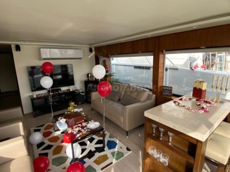 Event Yacht IN ABU DHABI – Max 10 Guests