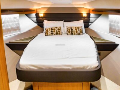 Private Yacht Rental - Majesty 48ft Yacht - 12 Guest (Dubai)