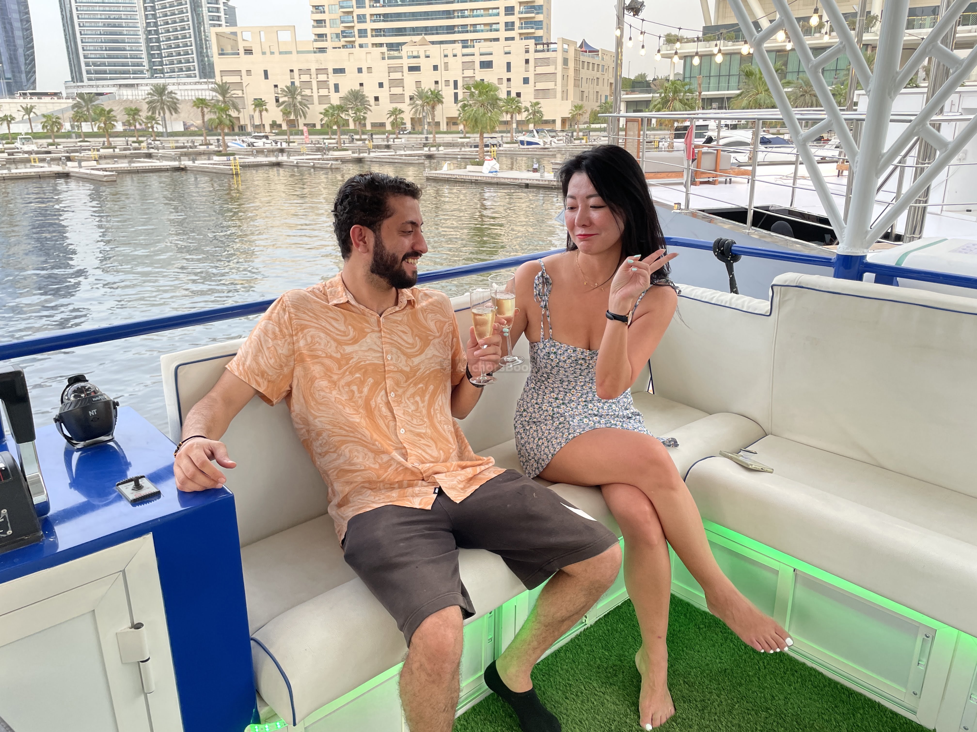 How to book a boat rental online? | AnchorsBook.com