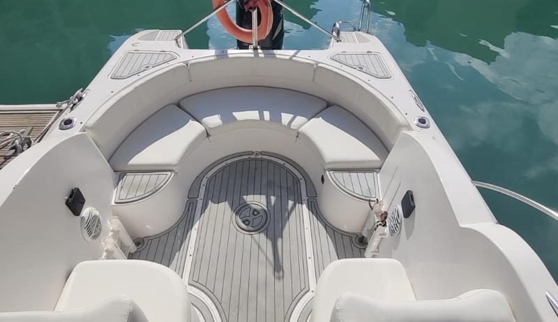 FISHING TRIP IN DUBAI 4 hours - Gulf-32ft (8 PAX)
