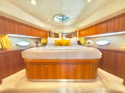 Luxury VIP Boat Rental – 70ft Private Rental In Dubai – 22 Guests