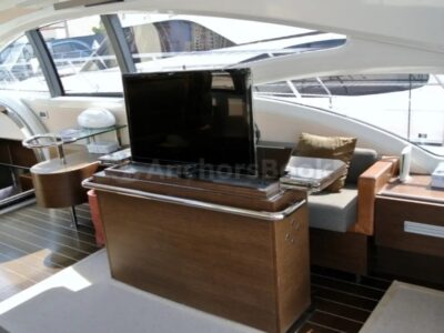 Private Yacht Charter In Dubai – 68ft Luxury Yacht – 15 PAX