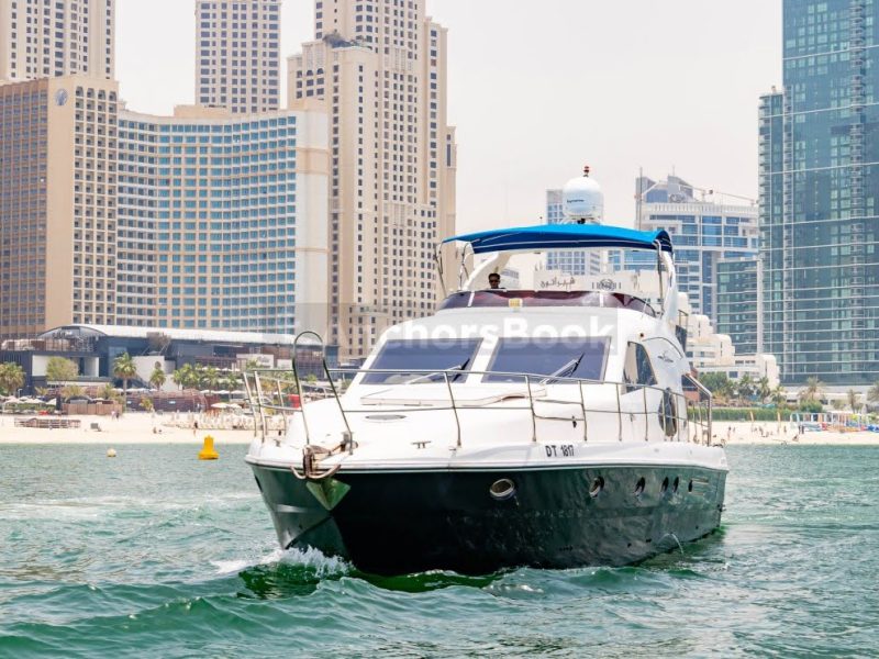 Luxury Private Event Yacht Charter In Dubai – 68ft Yacht – 25 PAX