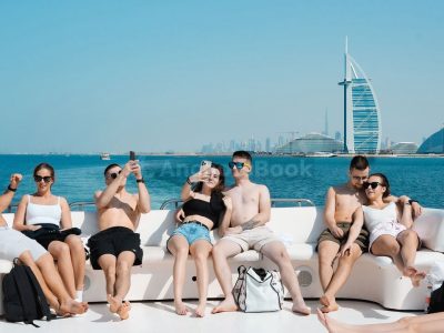 2-3 Hour Evening or Morning Luxury Yacht Tour With VIP Dinner