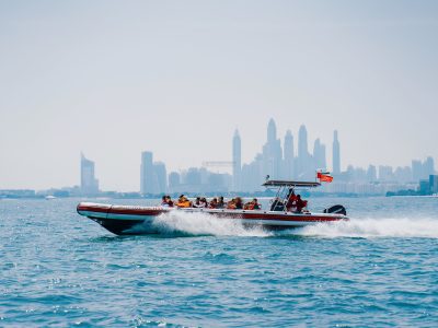 90 Minute Speed Boat Tour: Marina, Atlantis, Palm and Burj al arab