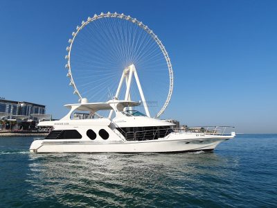 1 Hour Dubai Marina Yacht Tour