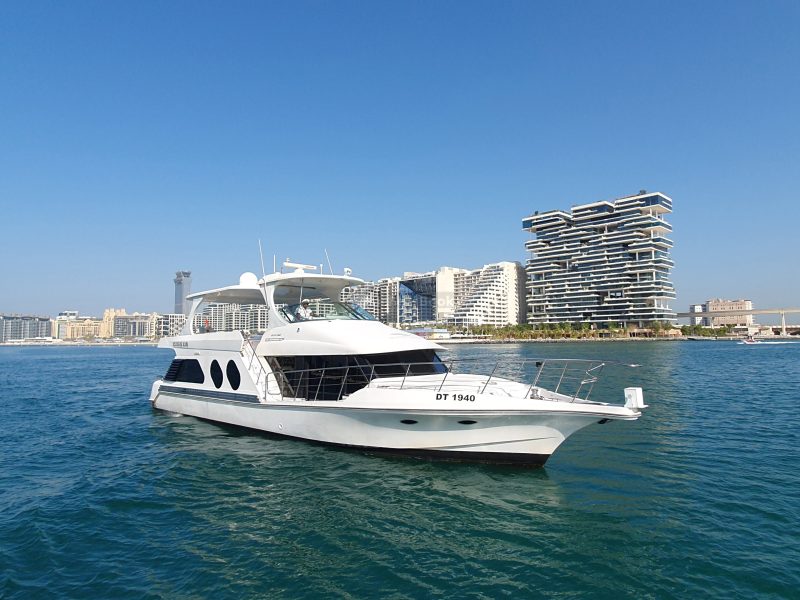 1 Hour Dubai Marina Yacht Tour