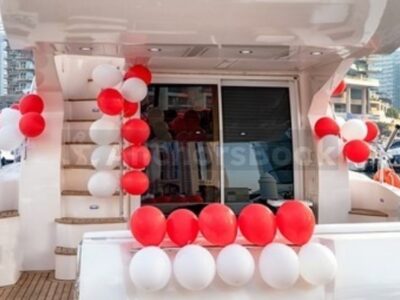 3-5 Hour Birthday Party 82ft Yacht With Cake, Decorations & Drinks Included – Dinner & Inflatables/Slides Optional – (Up to 50PAX)