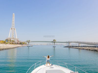 BURJ COASTLINE TOUR - 2 HRS (With Food & Drinks Included)