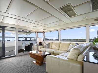Luxury Motor Yacht Charter