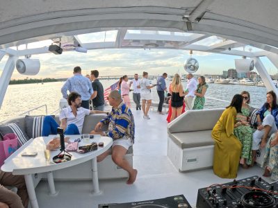 Luxury Motor Yacht Charter