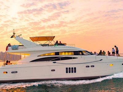 BURJ COASTLINE TOUR - 2 HRS (With Food & Drinks Included)