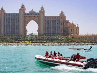 90 Minute Speed Boat Tour: Marina, Atlantis, Palm and Burj al arab