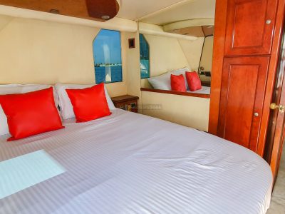 Dubai 62 ft Fine Dining Luxury Yacht - 25PAX