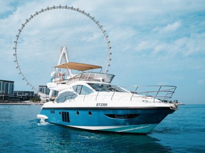 Dubai 50 ft Azimut Luxury Yacht - 15PAX