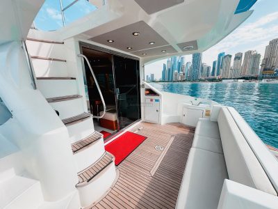 Dubai 50 ft Azimut Luxury Yacht - 15PAX