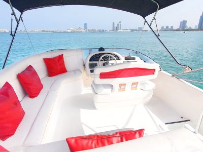 48 ft Entry Level Flybridge Yacht - 10PAX