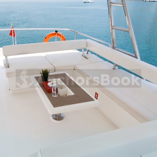 65 ft Luxury Catamaran Yacht - 25PAX