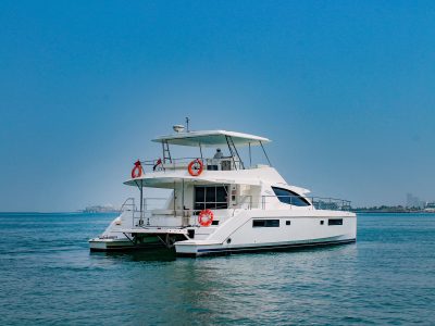 65 ft Luxury Catamaran Yacht - 25PAX