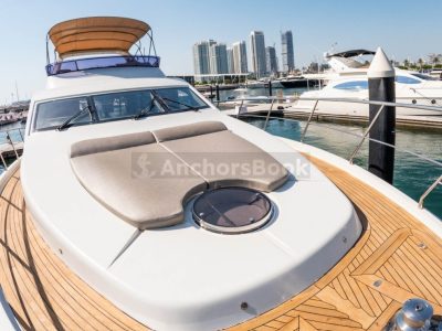2-5 Hour Birthday Party 62ft Yacht With Cake, Decorations & Drinks Included – Dinner Optional – (Up to 20PAX)