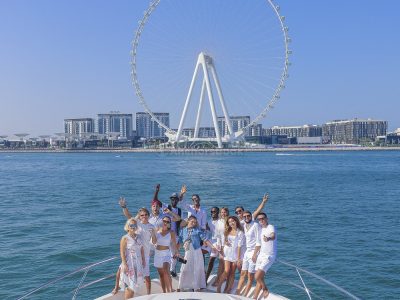 DUBAI MARINA YATCH TOUR - 1HR