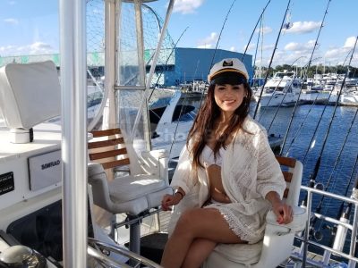 Yacht Rental In Mississauga & Toronto - 12 Max Guests