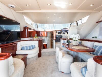 Sunseeker Manhattan 48ft Flybridge Luxury Yacht (Full Day Charter With Crew)