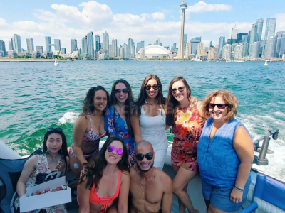 Yacht Rental In Mississauga & Toronto - 12 Max Guests