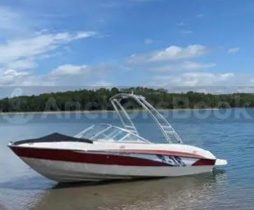 Bayliner 185 Flight Series Boat Rental - 2 Hours Minimum - Melbourne