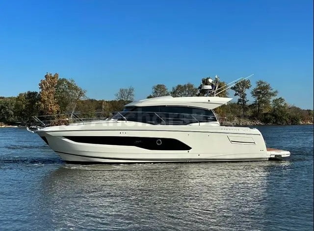 2023 Prestige 420 S Luxury Hourly Yacht Rental - 17 PAX - Auckland