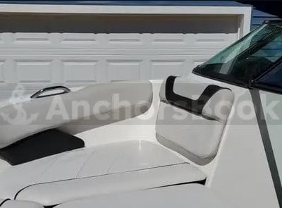 Boat & Trailer Rental - 2014 Yamaha Speedboat - North Bend, Oregon